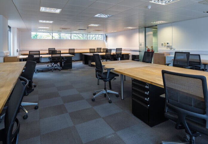 Private workspace in Wingate Square, 2000 Ltd (Clapham, SW4 - London)