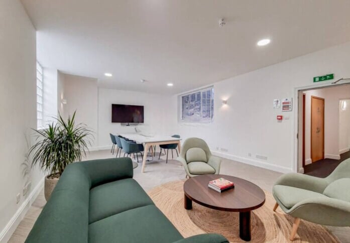 Dedicated breakout space for clients - Fitzhardinge Street, Colliers in Marylebone, NW1 - London