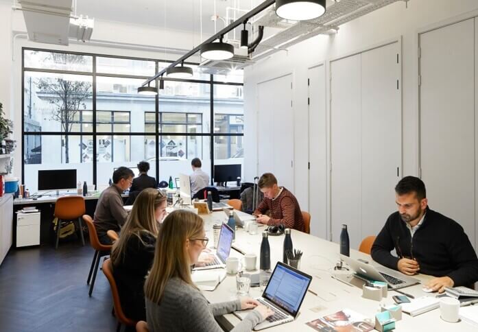 Breakout area at Eastcastle Street, The Office Group Ltd. (FORA) in Noho