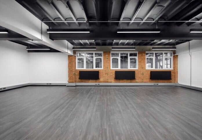 Unfurnished workspace in Power Road, Chiswick, W4