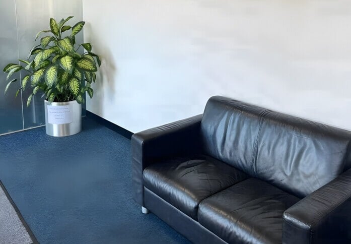 Breakout space for clients - The Beechwood Centre, Bromley Business Centre Holdings Ltd in Bromley, BR1 - London