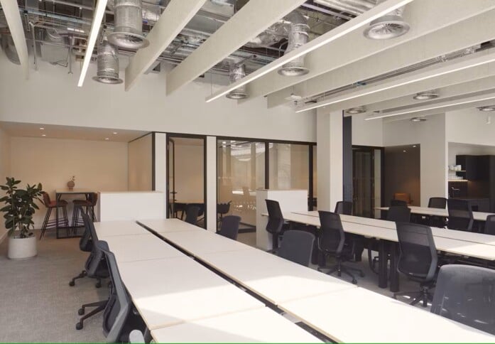 Dedicated workspace, 100 Liverpool Street, EC2 - London