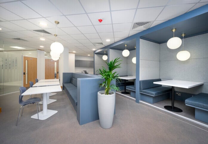 Breakout space for clients - Grafton Court, Regus in Northampton, NN15