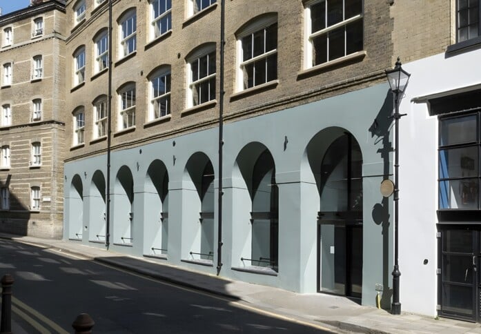 The building at 2 Pear Tree Court, Knotel in Clerkenwell, EC1 - London