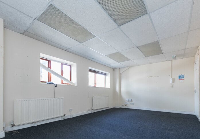 Unfurnished workspace Manor Road, Access Storage in West Ealing