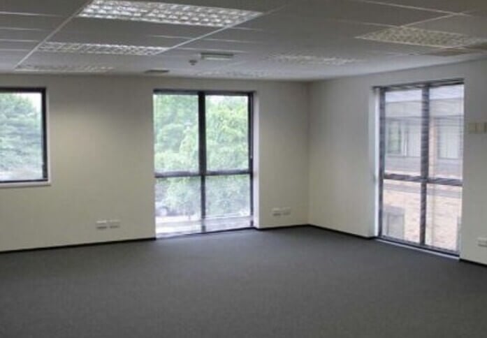 Private workspace in Banbury Road, Country Estates Ltd (Chipping Norton)