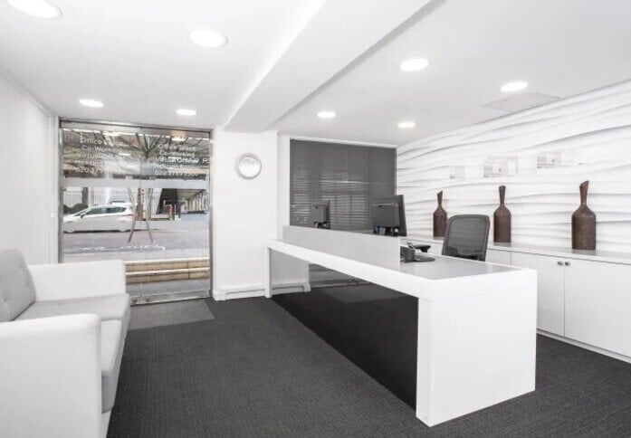 Reception area at Burwood Place, Regus in Edgware Road