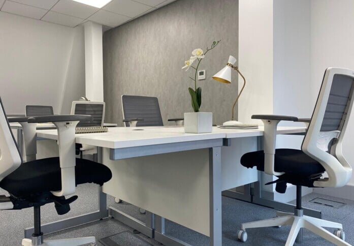 Private workspace in Petty France, Imoxis Limited (Westminster)