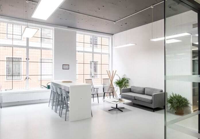 The breakout area - Winsley Street, Regus Fitzrovia