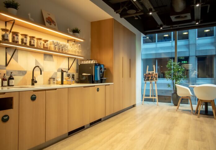 Kitchen area - St Mary Axe, Industrious (Liverpool Street, EC2 - London)