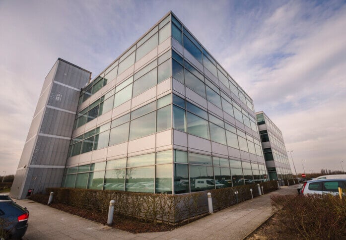 The building at Coopers End Road, Regus in Stansted