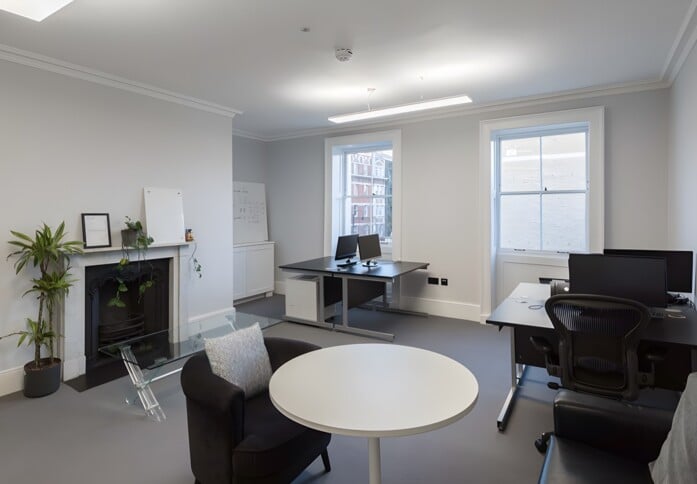 Private workspace in 4 Bloomsbury Place, One Avenue (Managed, PROVIDER CAN TOUR) (Bloomsbury, WC1 - London)