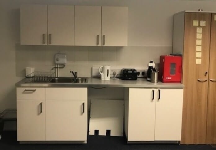 Use the kitchen at Clifton Street, A City Law Firm Ltd in Shoreditch, EC1 - London