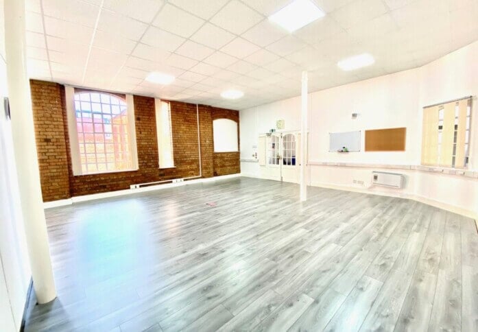 Unfurnished workspace: Bradford Court Business Centre, 4G Properties Limited, Birmingham, B1 - West Midlands