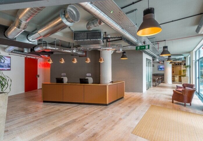 Reception - City Road, Regus in Old Street