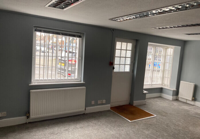 Private workspace High Road, Turner Butler in Ickenham, UB10 - London