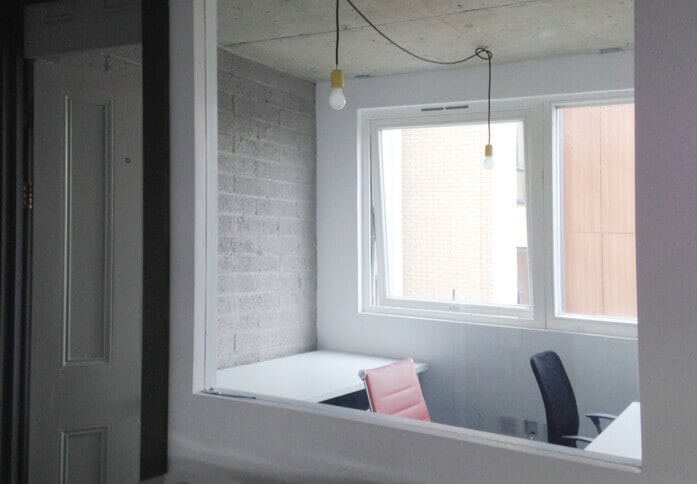 Private workspace in Hertford Road, Pitak Ltd (Haggerston, N1 - London)