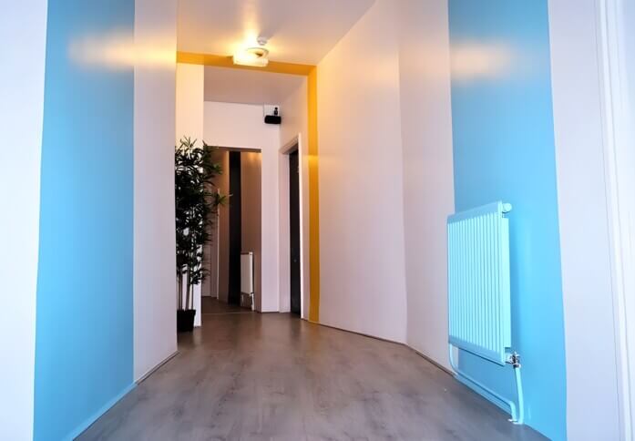 The hallway in Copperhead Studios, Equinox Properties Ltd, Salford, M3 - North West