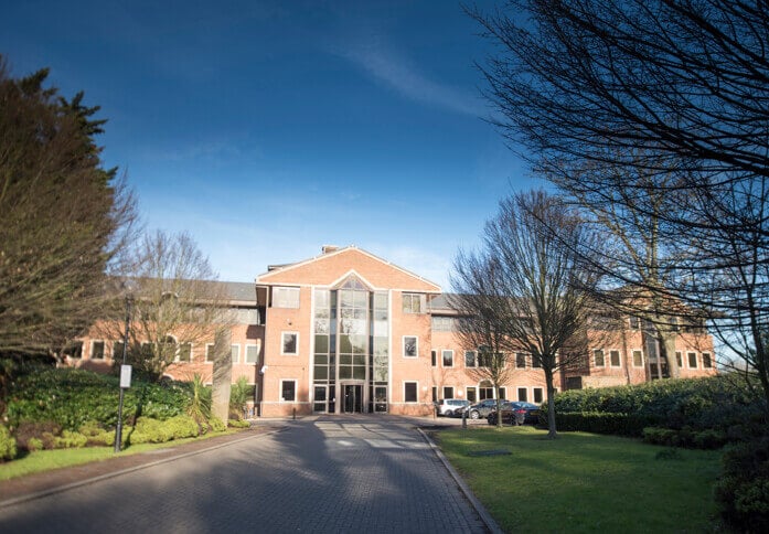 The building at Bath Road, Regus in Heathrow