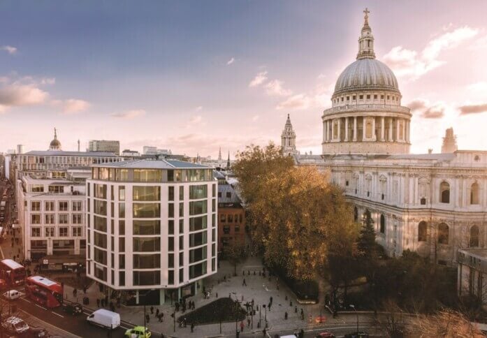 Building pictures of Cheapside, The Argyll Club (LEO) at St Paul's