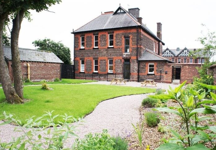 Outdoor area - Longmoor Lane, NBT Offices Ltd in Liverpool, L2