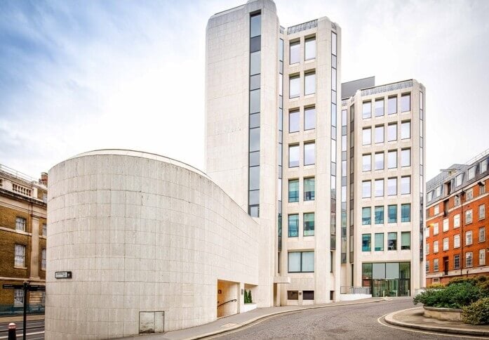 Building outside at St Dunstans Hill, OSiT, Monument