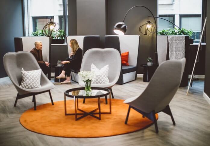 The breakout area - Gracechurch Street, Orega (Monument)