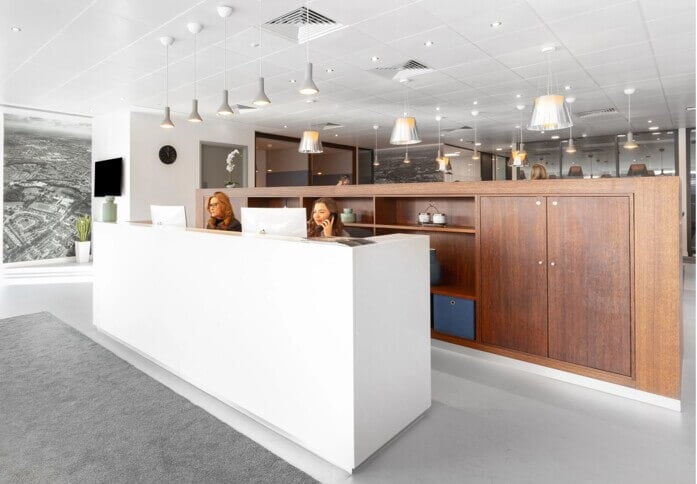 Reception - Croxley Business Park, Regus in Watford