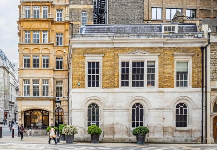 The building at Guildhall Yard, UBC UK Ltd in Moorgate, EC2 - London