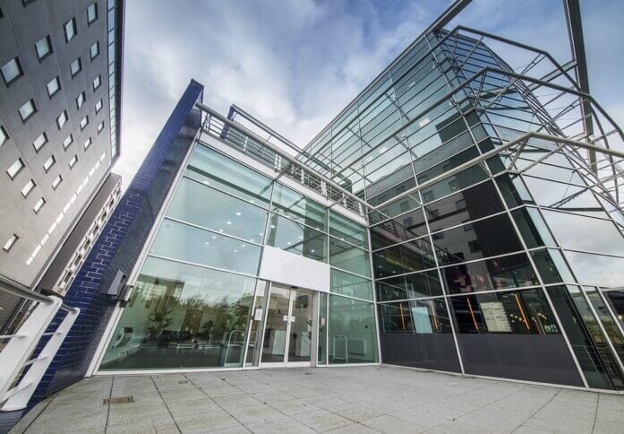 Building outside at Midsummer Boulevard, Regus, Milton Keynes