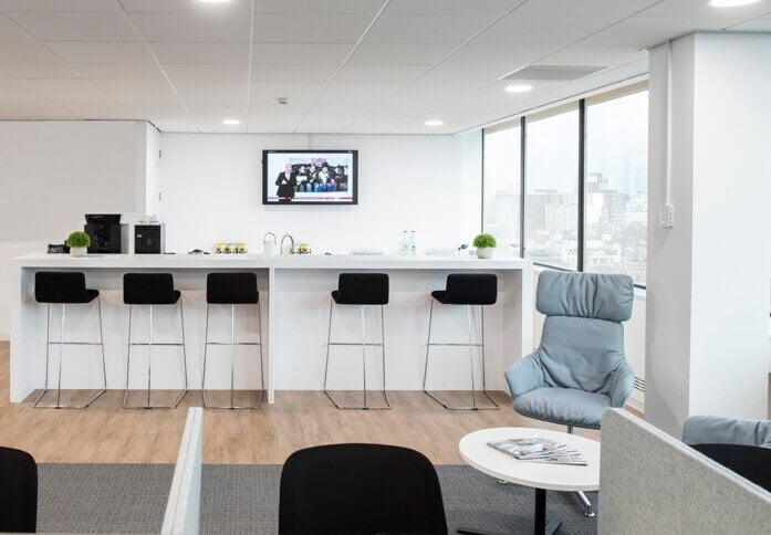 Breakout space for clients - Albion Street, Regus in Leeds