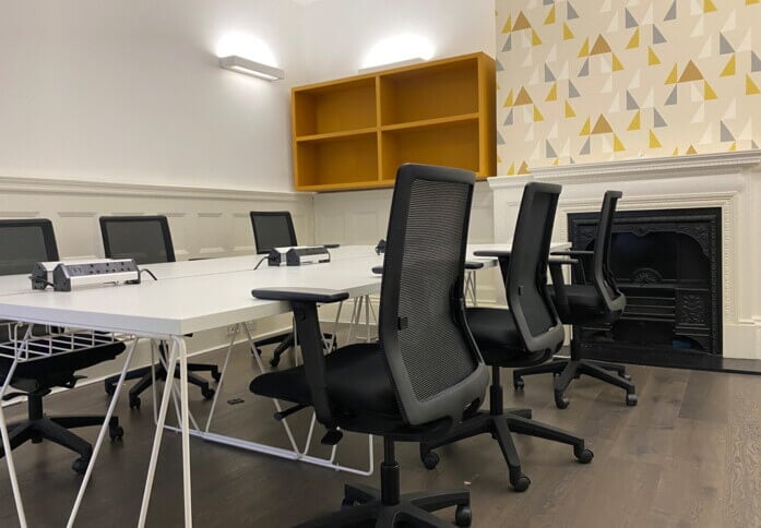 Private workspace in Welbeck Street, UKIIC Accelerator Ltd (Marylebone, NW1 - London)