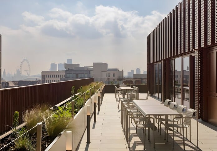 Roof terrace in New Street Square, Land Securities Group PLC, Holborn, WC1 - London