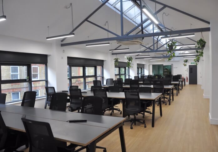 Dedicated workspace in Cranwood Street Shoreditch, EC1 - London