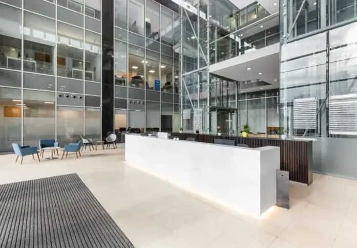 Reception at Bath Road, Regus in Slough