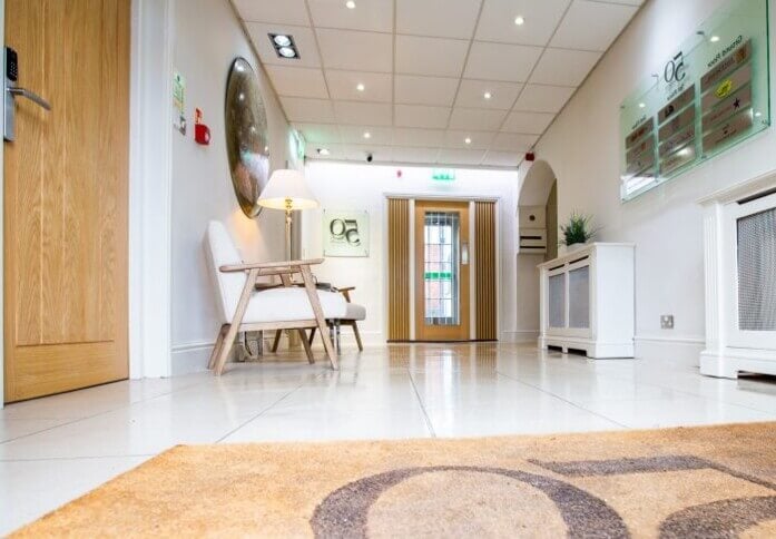 The foyer at High Street, Mike Roberts Property (Henley in Arden, B95)