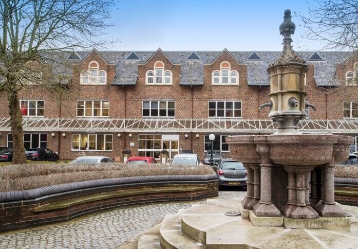 Building pictures of Victoria Square, Regus at St Albans