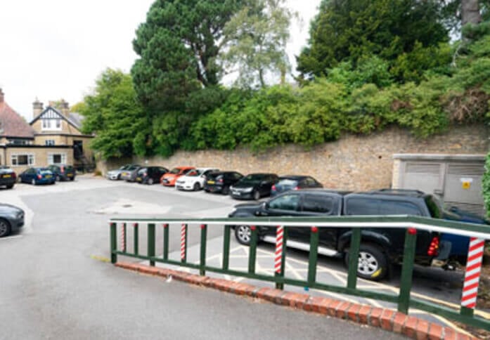 Parking at Tapton House Road (Sheffield, S1)