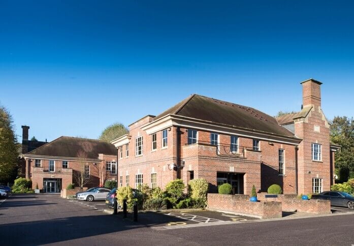 Building outside at Broadway, Regus, Amersham