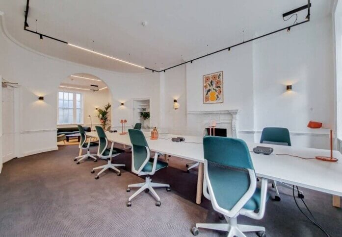 Dedicated workspace in Fitzhardinge Street, Colliers, Marylebone, NW1 - London