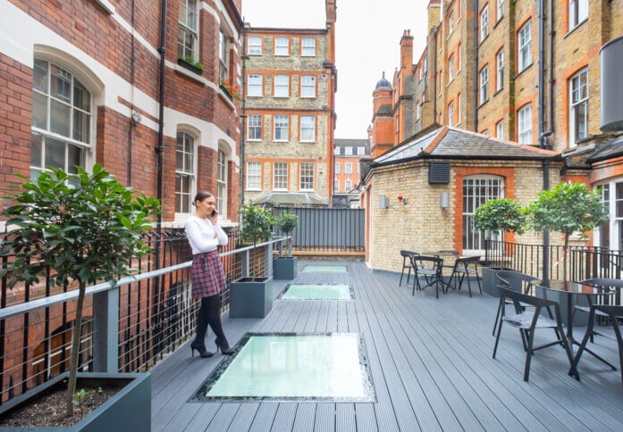 Roof terrace in Park Street, Landmark Space, Mayfair, W1 - London