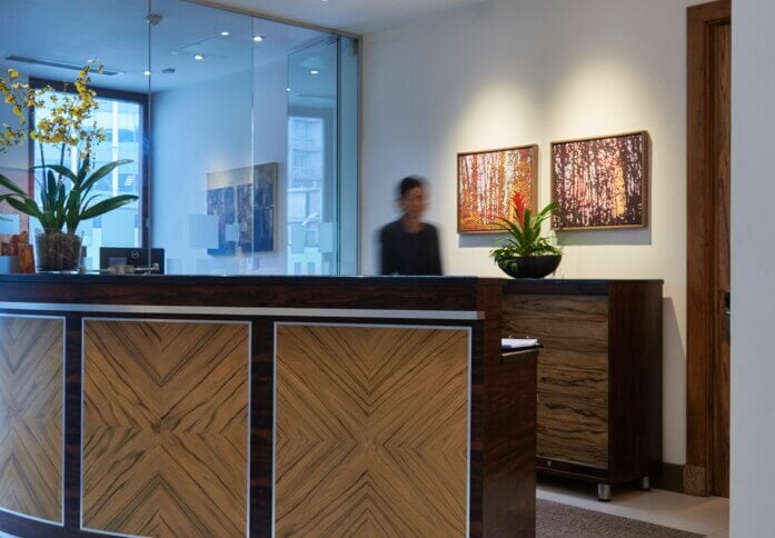 Reception area at Snow Hill, Beaumont Business Centres in Farringdon