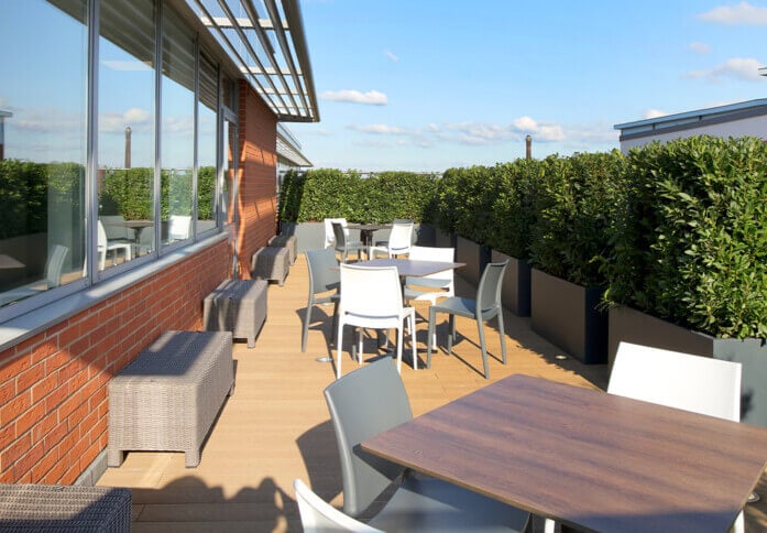 Roof terrace - High Street, Biz Hub in Slough, SL1