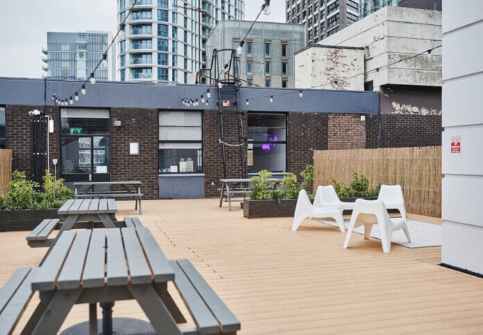 Roof terrace at Leman Street, Techspace in Aldgate, E1 - London