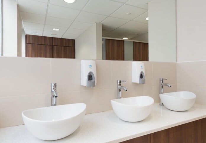 Bathroom facility - Cricketfield Road, Devonshire Business Centres (UK) Ltd, Uxbridge