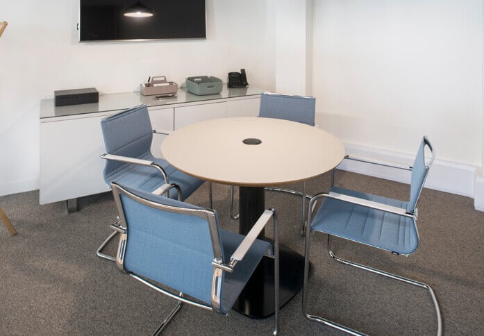 Meeting rooms at The Causeway, Regus in Teddington