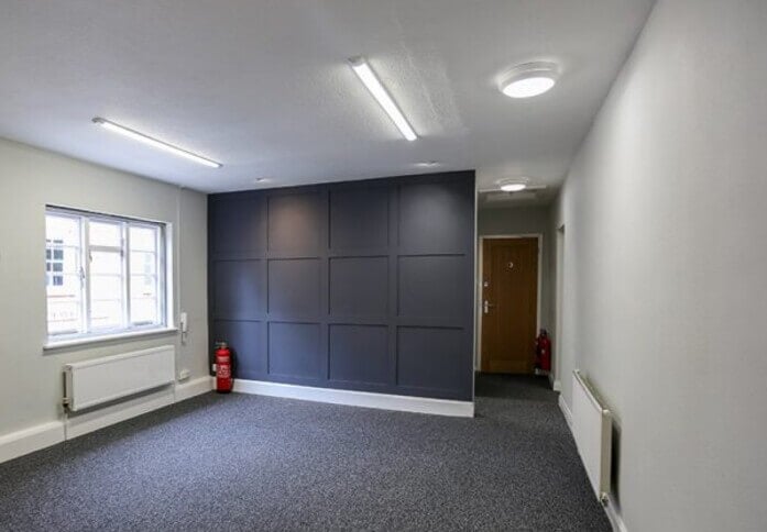 Unfurnished workspace: Warwick Road, Mike Roberts Property, Solihull, B91