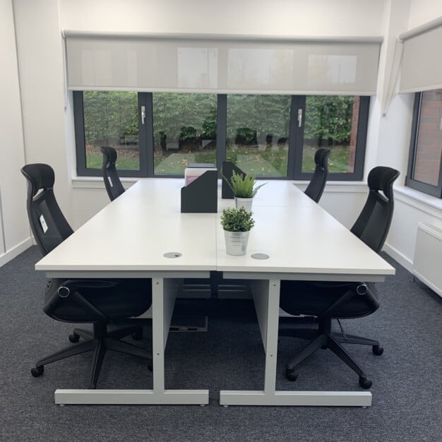 Dedicated workspace in South Gyle Crescent, Edinburgh, EH1