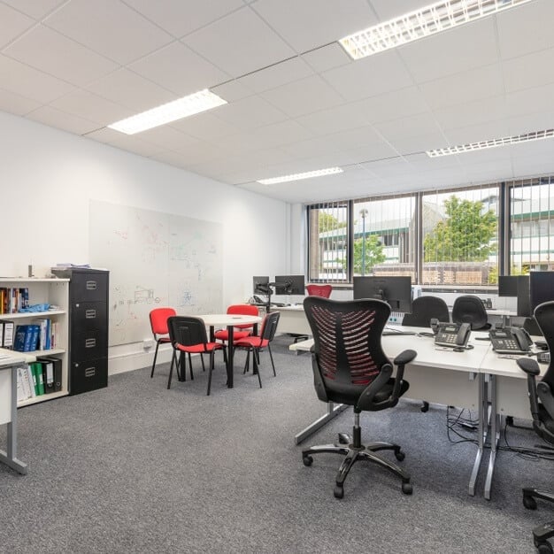 Private workspace in Fishponds Road, Mantle Ltd (Wokingham)