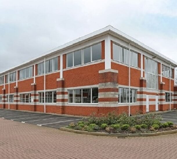 Building pictures of Cliveden Office Village, Devonshire Business Centres (UK) Ltd at High Wycombe